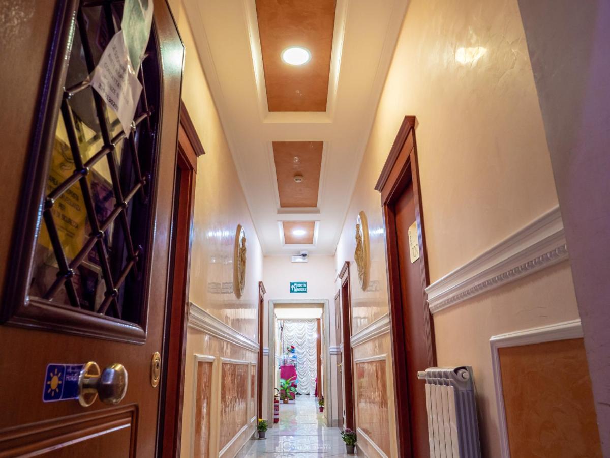 Hotel Suite Caesar Rom Exterior foto