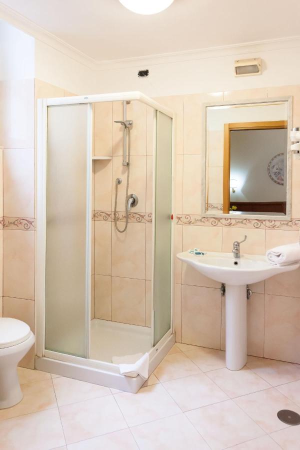 Hotel Suite Caesar Rom Exterior foto